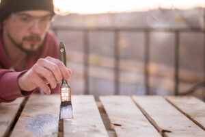 Wood Varnishing